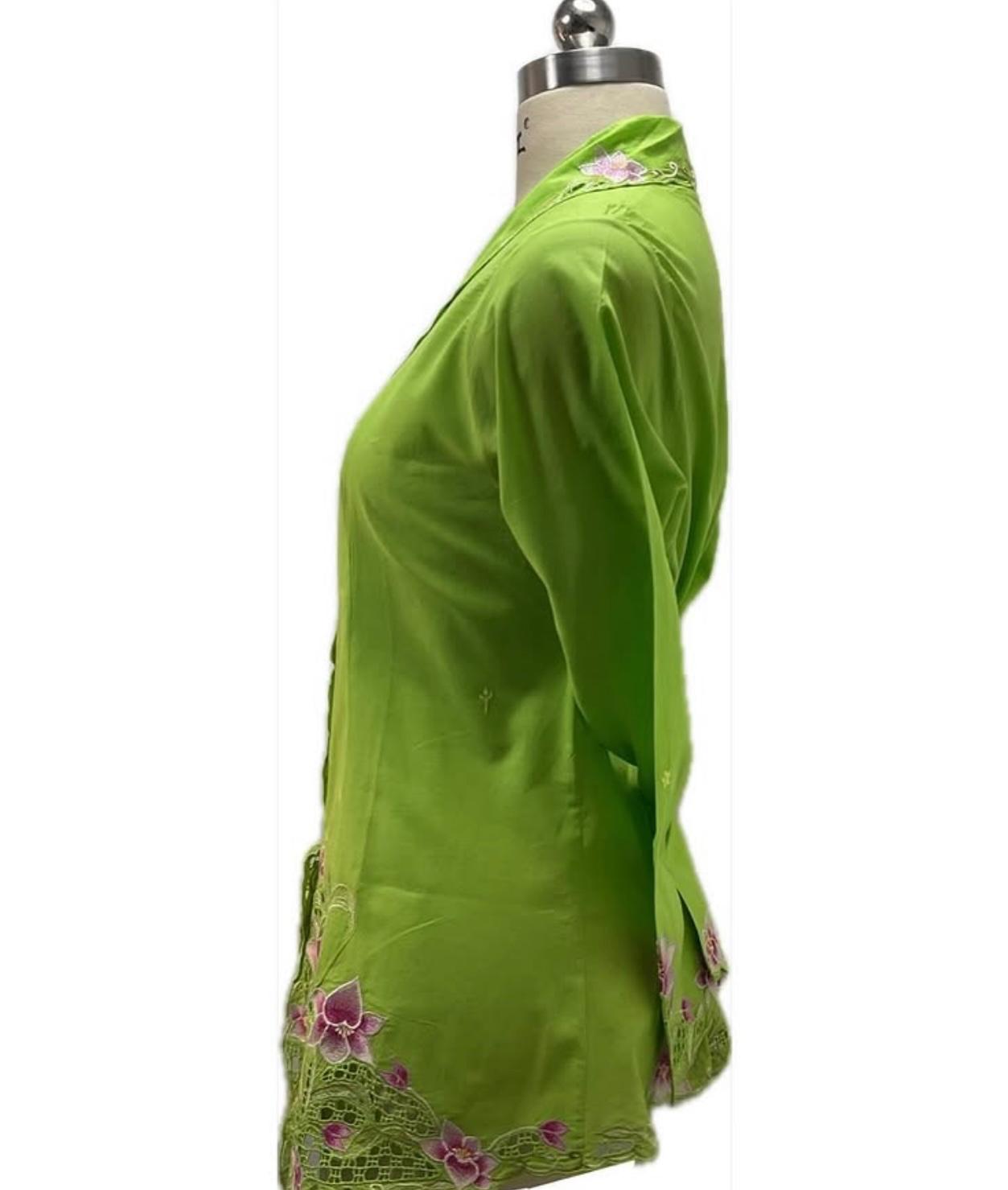 Standard Peranakan Top SPT-S-GREEN-A6003