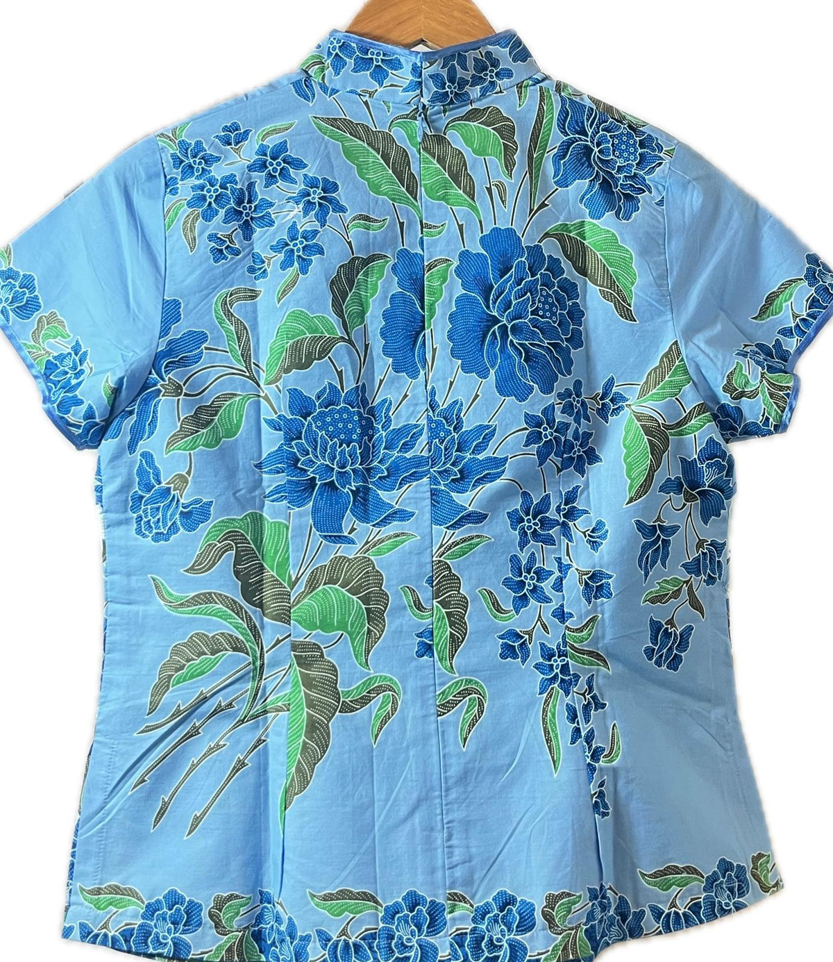Ladies Batik Top LBT-M-BLUE-B11002
