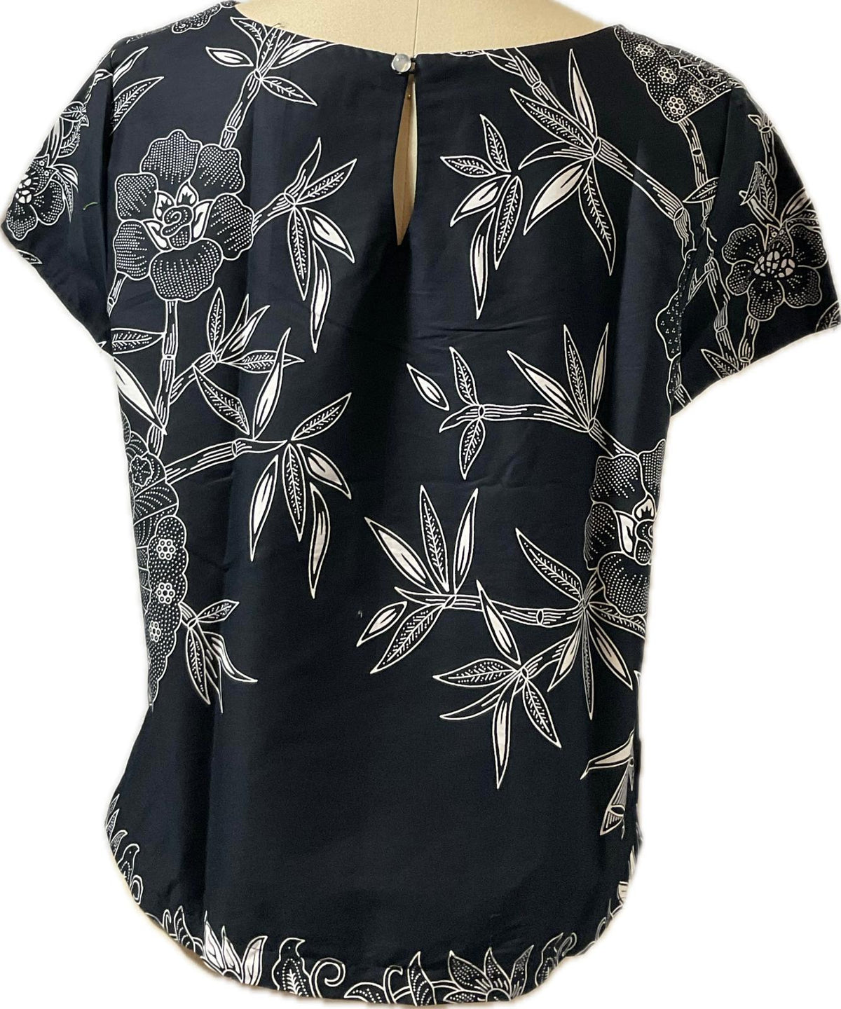 Ladies Batik Top LBT-L-BLACK-AF111003