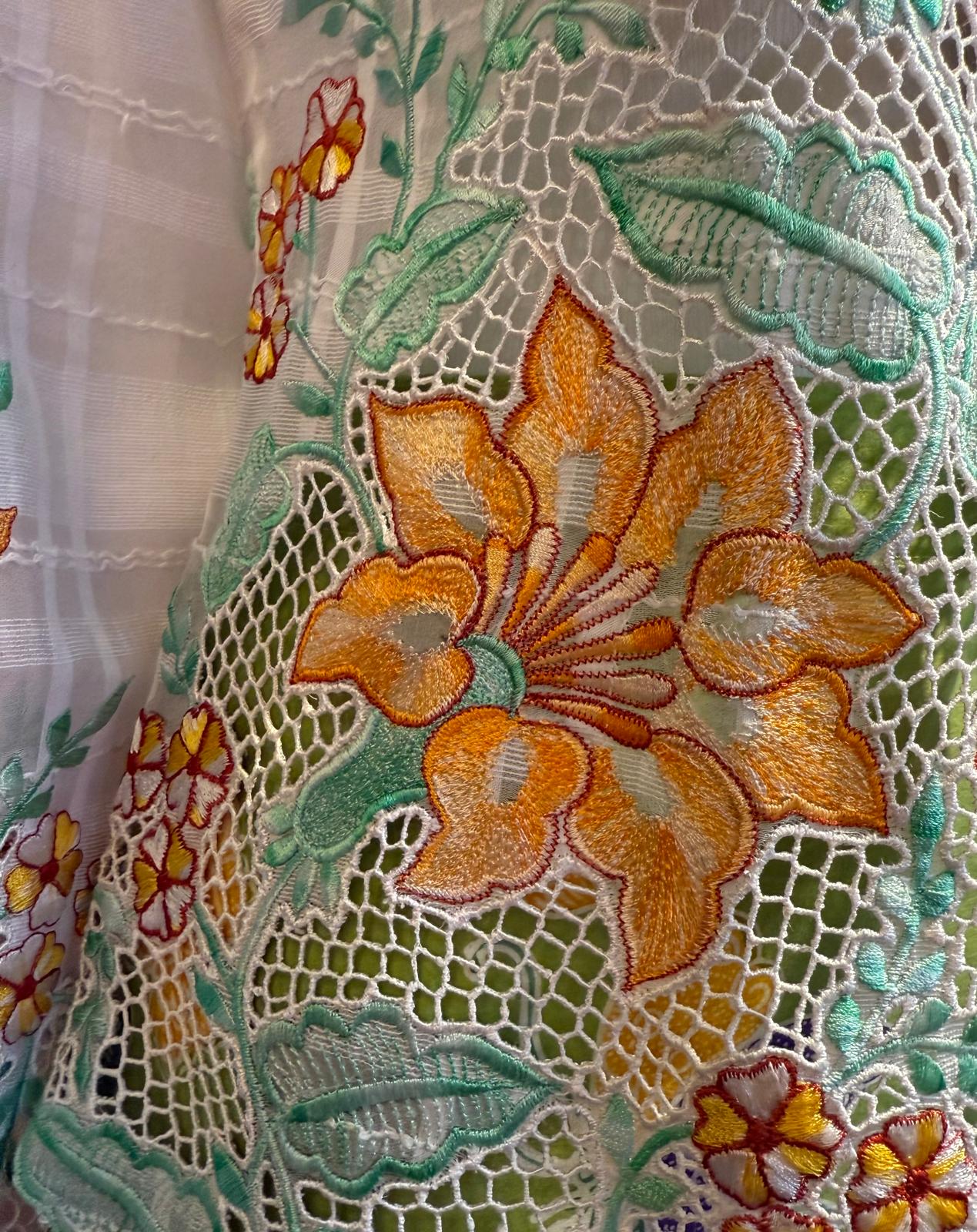 Standard Peranakan Top