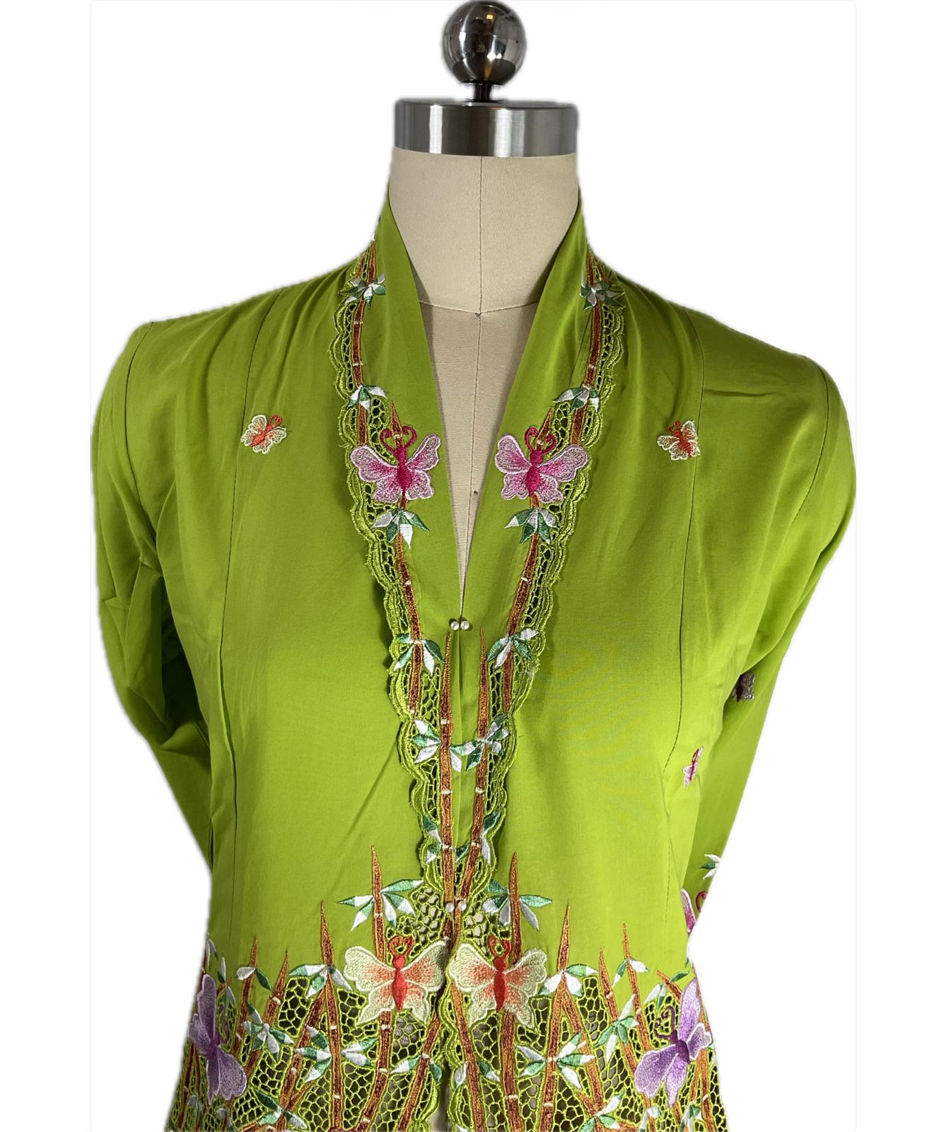 Premium Peranakan Top PPT-S-GREEN-B6013