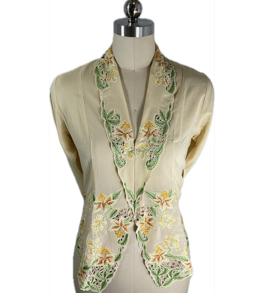 Premium Peranakan Top PPT-S-BEIGE-B6016