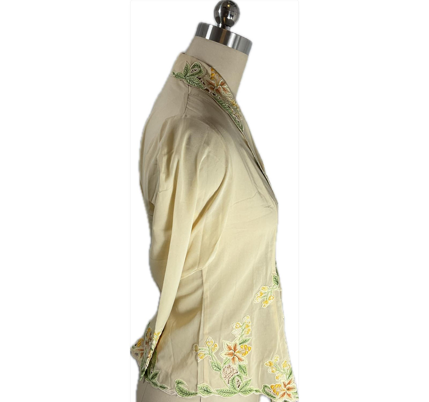 Premium Peranakan Top PPT-S-BEIGE-B6016