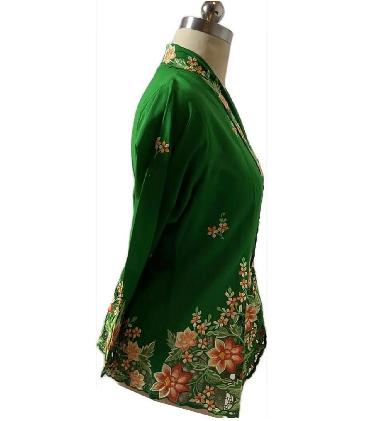 Premium Peranakan Top PPT-M-GREEN-B66003