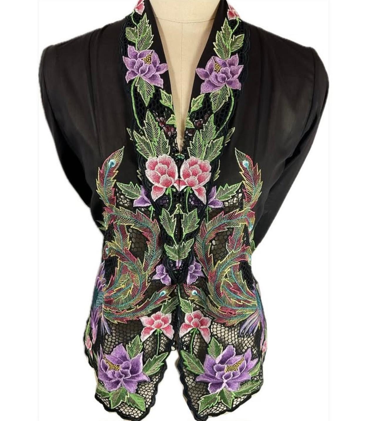 Premium Peranakan Top PPT-S-BLACK-B6018