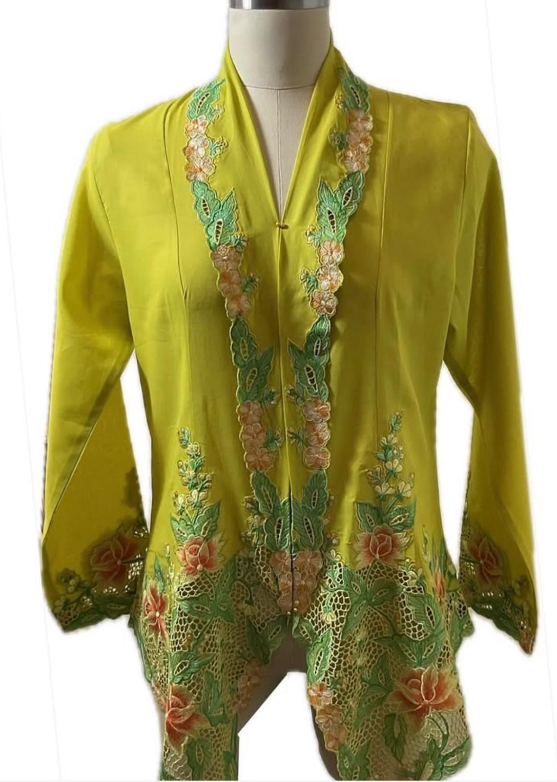 Premium Peranakan Top PPT-L-YELLOW-B666004