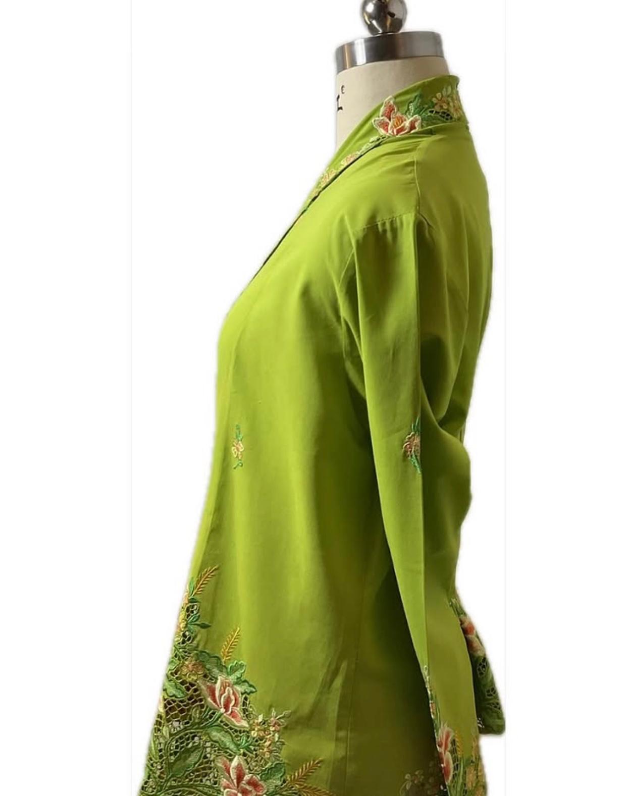 Premium Peranakan Top PPT-2XL-GREEN-B66666007