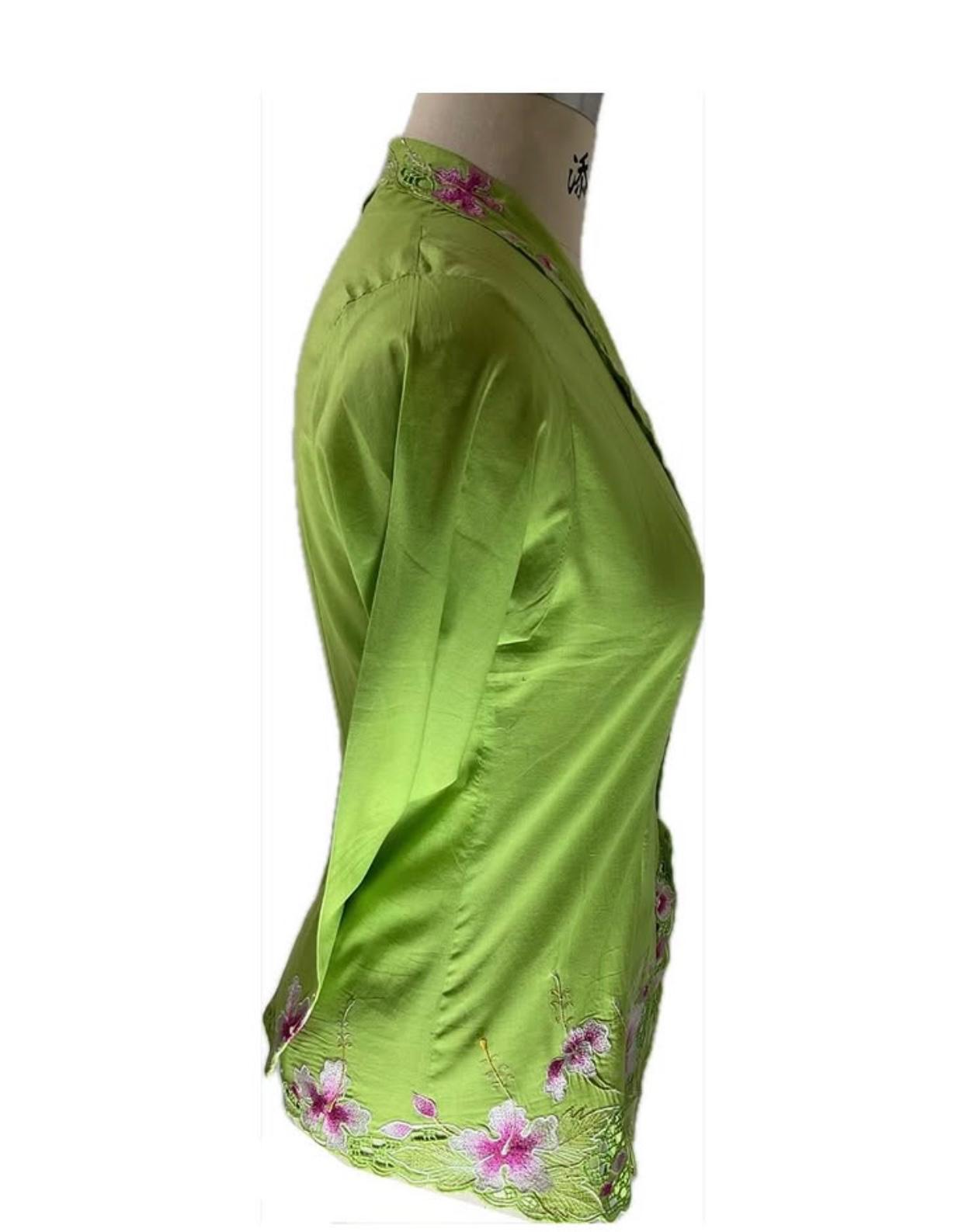 Standard Peranakan Top SPT-M-GREEN-A66002