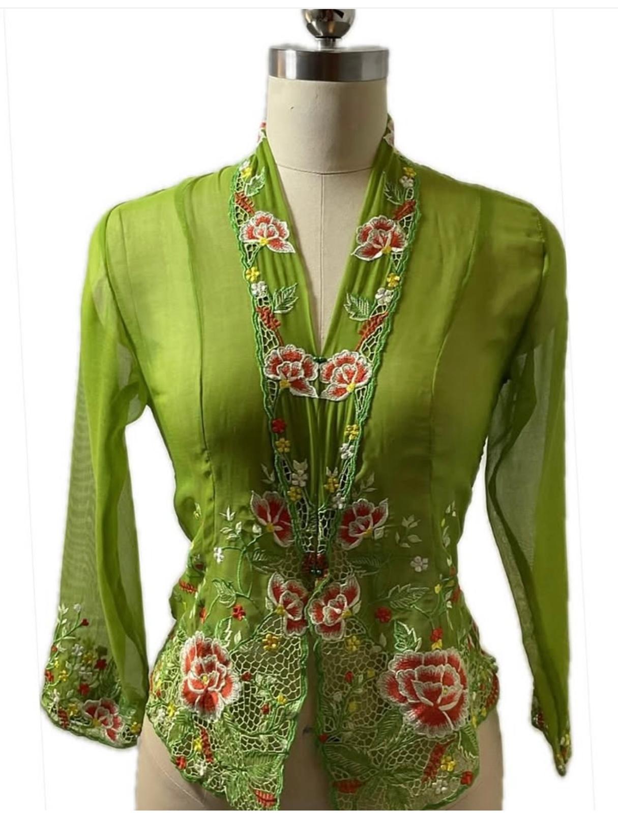 Standard Peranakan Top SPT-S-GREEN-A6011