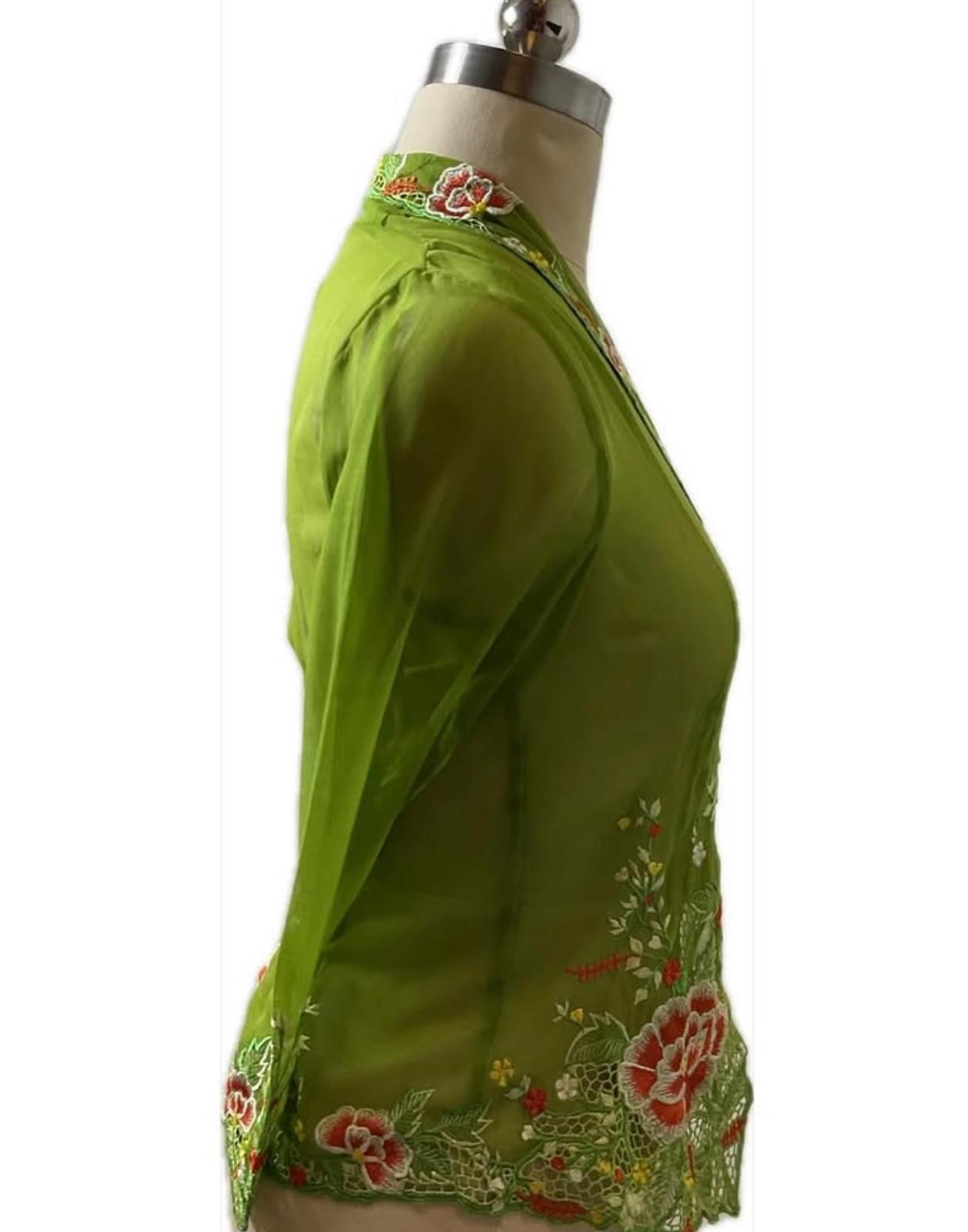 Standard Peranakan Top SPT-S-GREEN-A6011