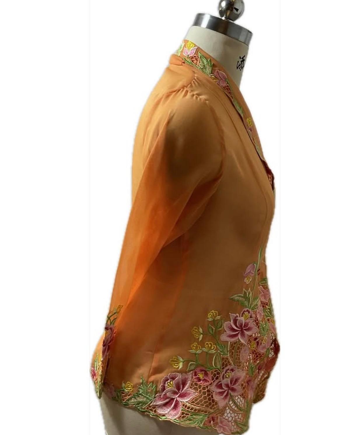 Standard Peranakan Top SPT-M-ORANGE-A66006