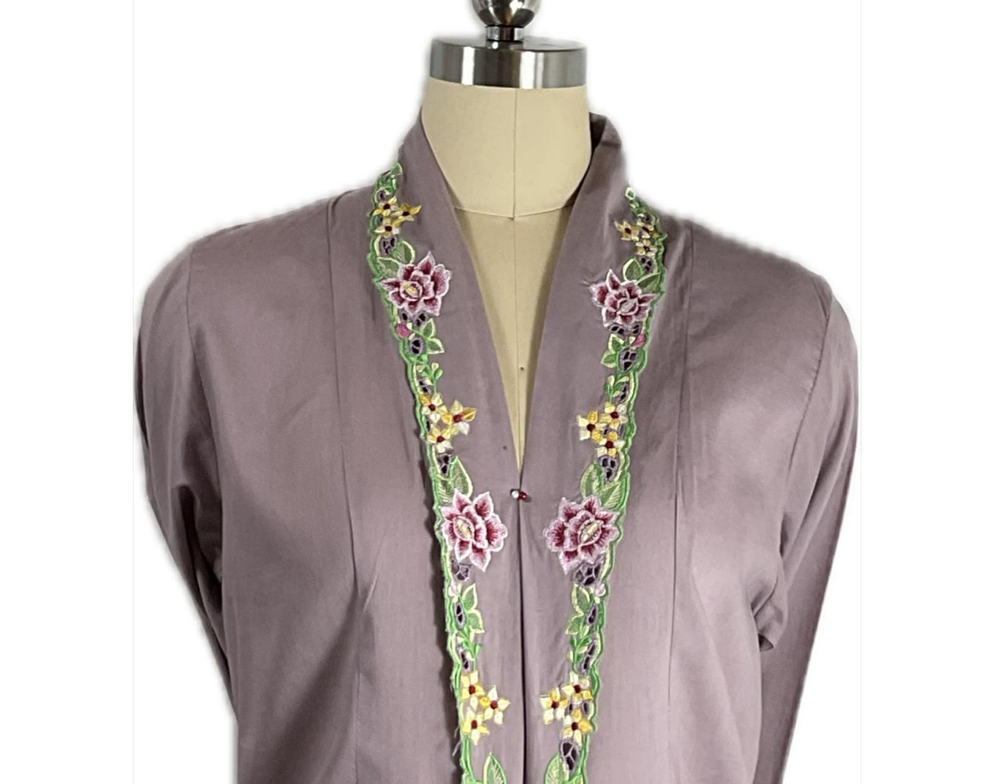 Standard Peranakan Top SPT-L-GREY-A666008