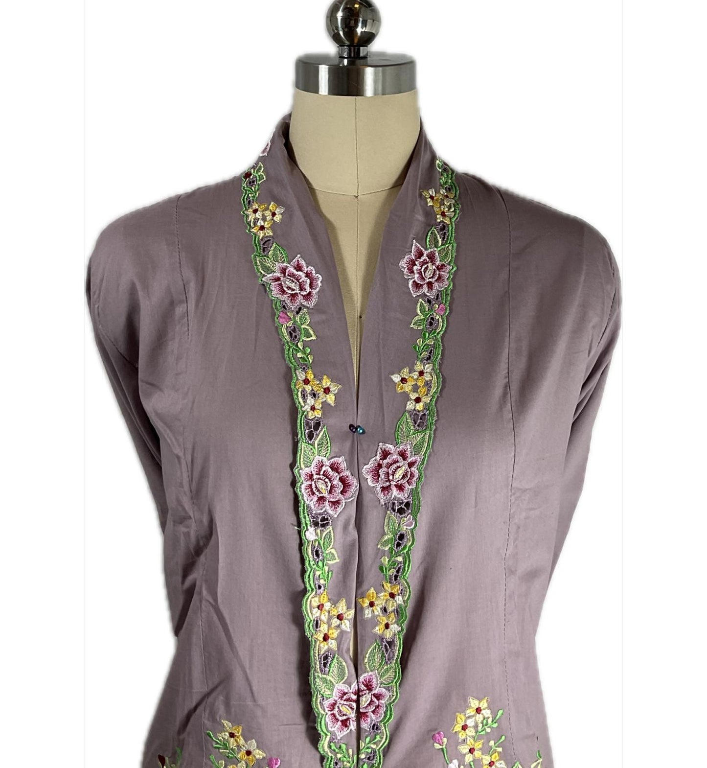 Standard Peranakan Top SPT-XL-GREY-A6666008