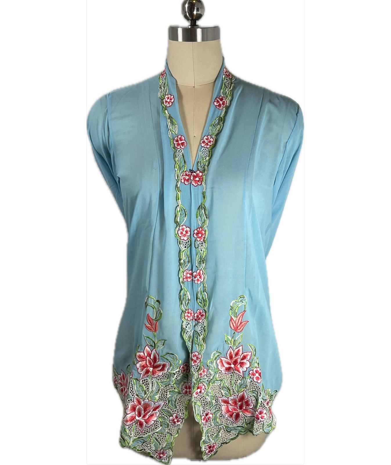 Standard Peranakan Top SPT-XL-BLUE-A6666012