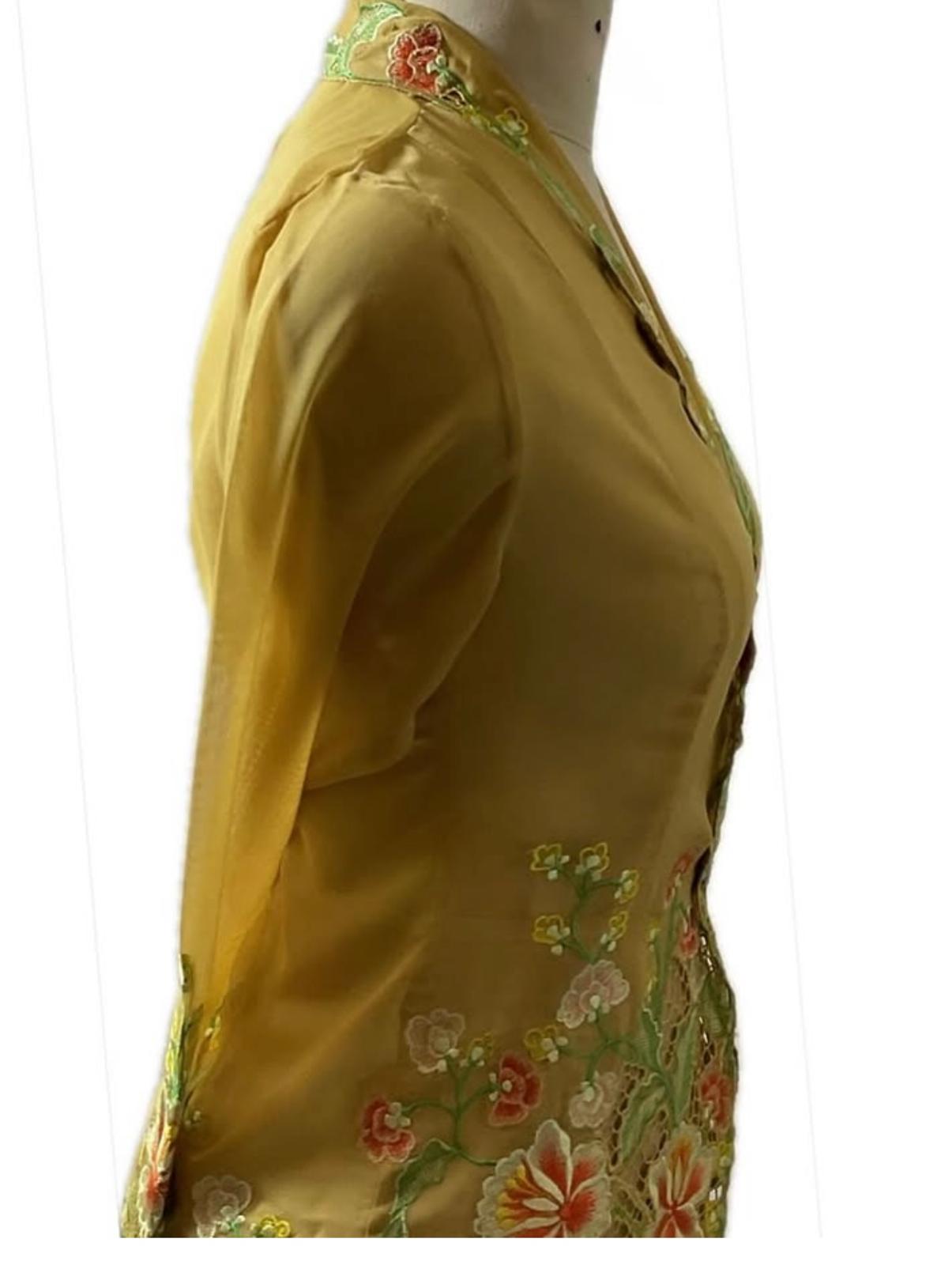 Standard Peranakan Top SPT-XL-YELLOW-A6666013