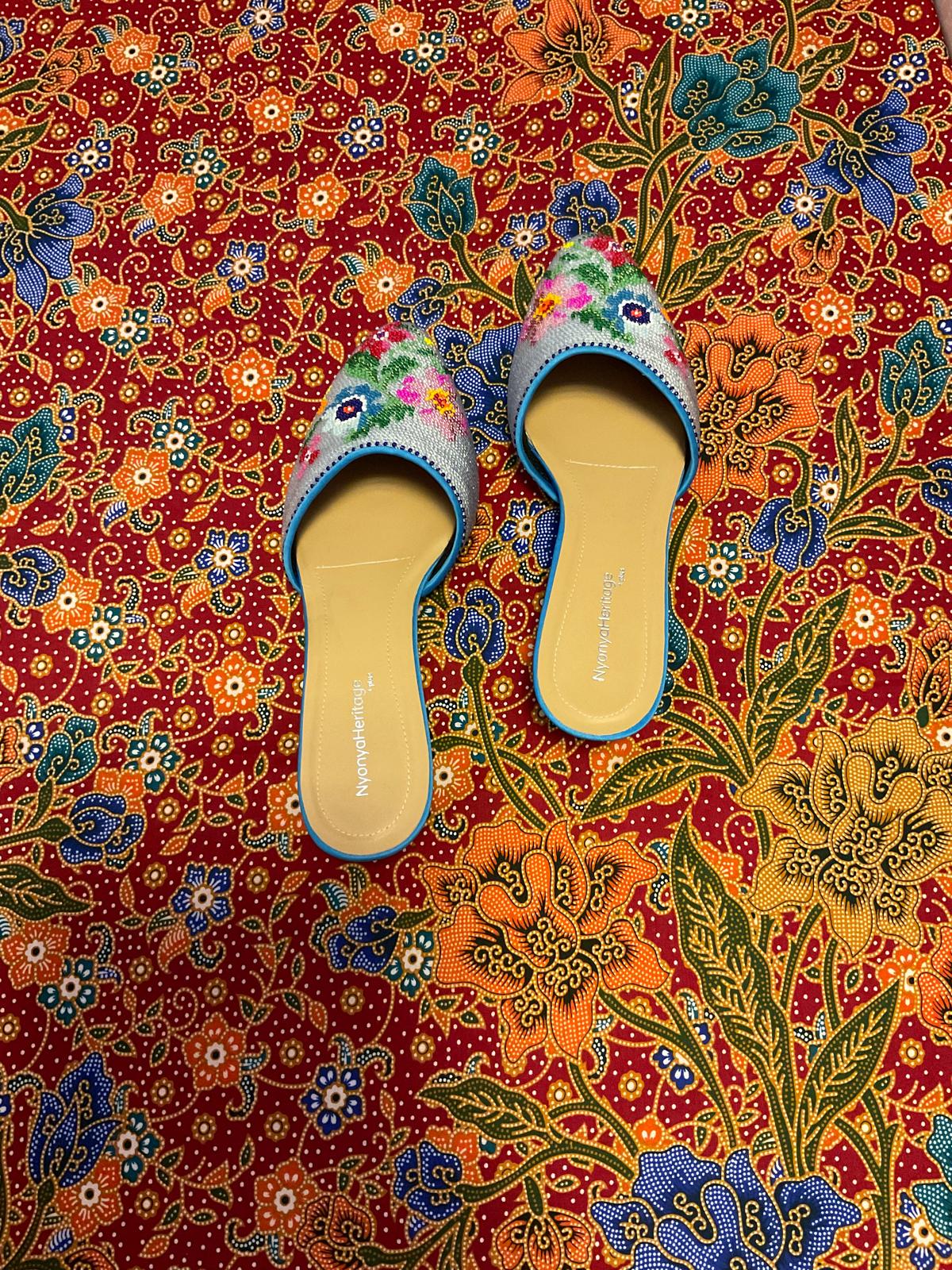 Standard Beaded Shoes SBS-8-BLUE-D6002
