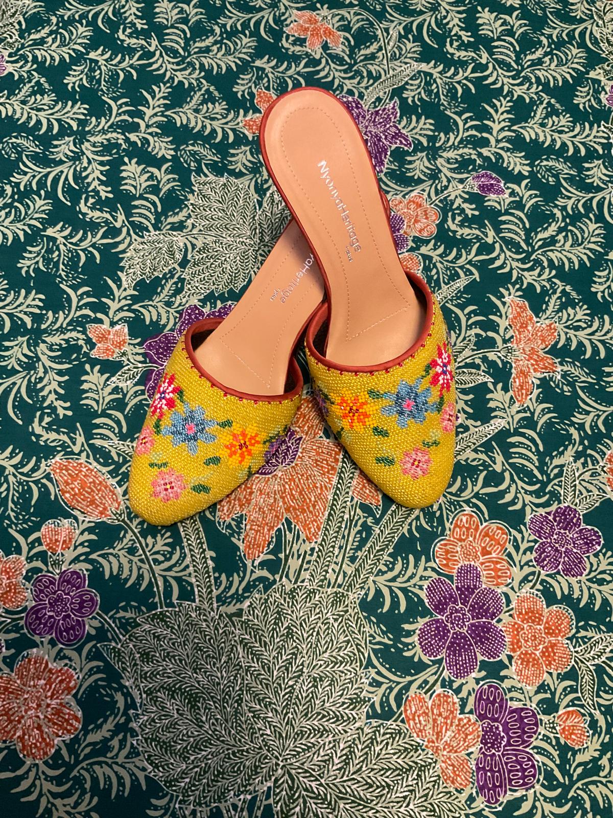 Standard Beaded Shoes SBS-5-YELLOW-D6010