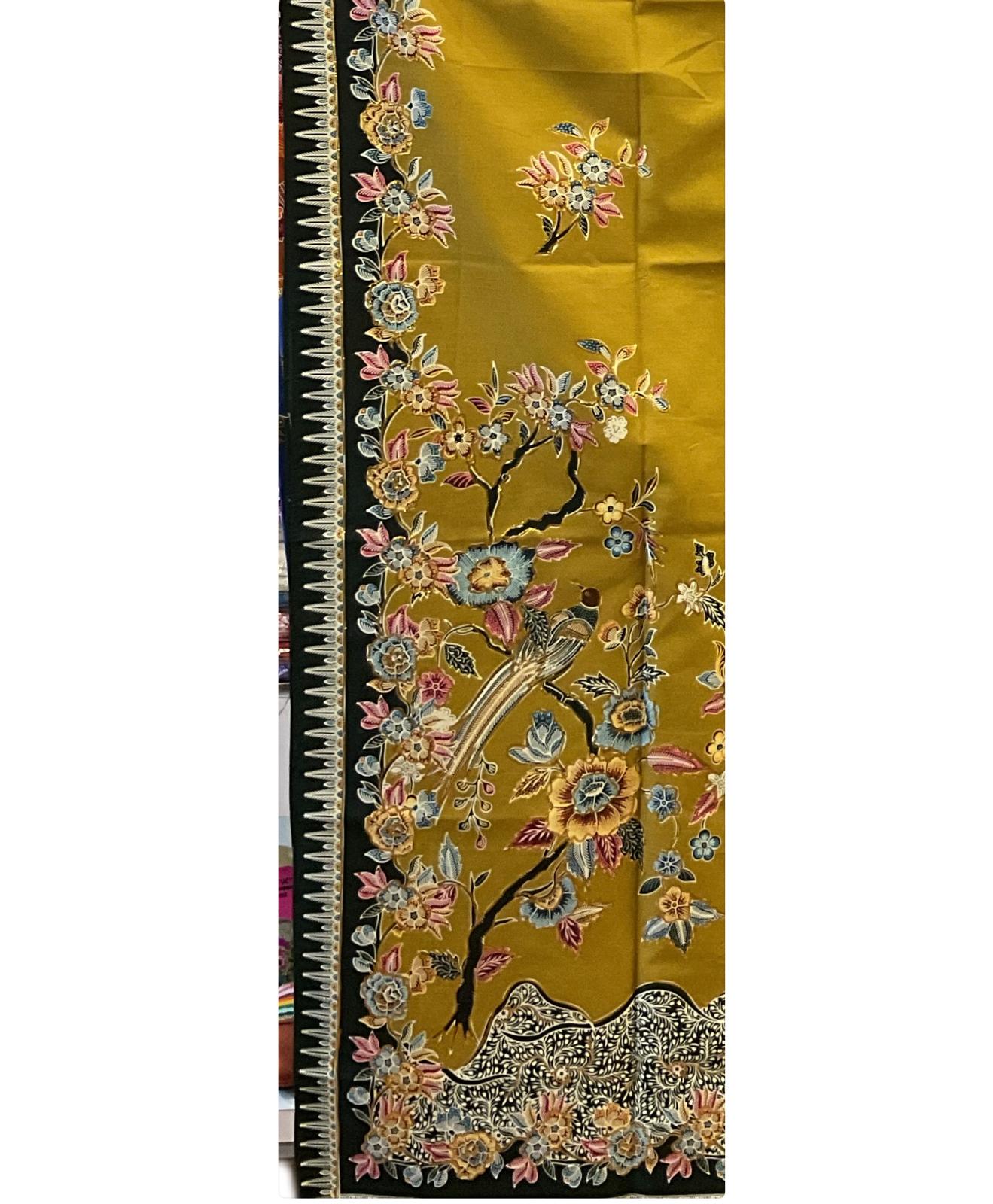 Hand Draw Batik Fabric HDBF-2M-YELLOW-8018