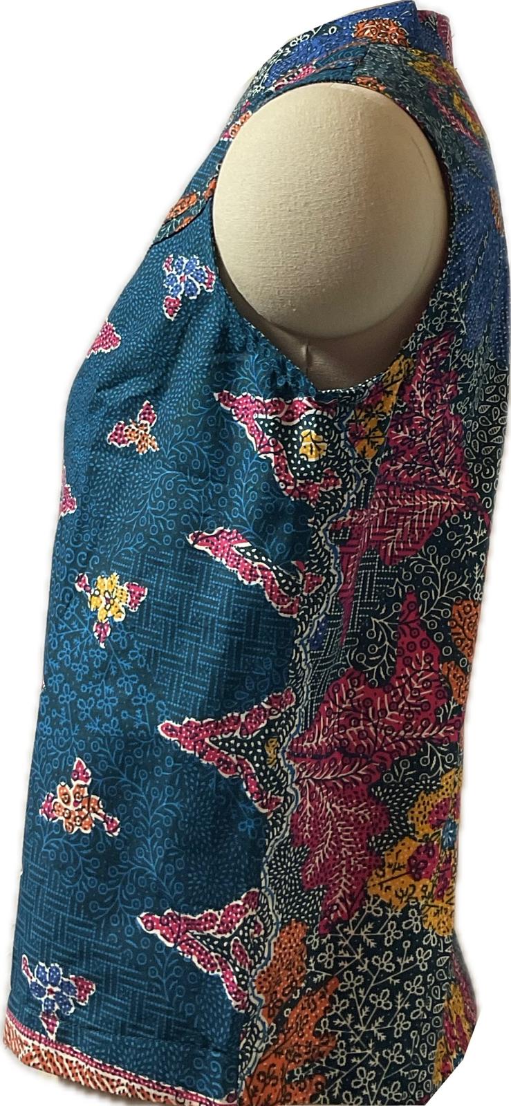 Ladies Batik Top LBT-S-BLUE-O1004