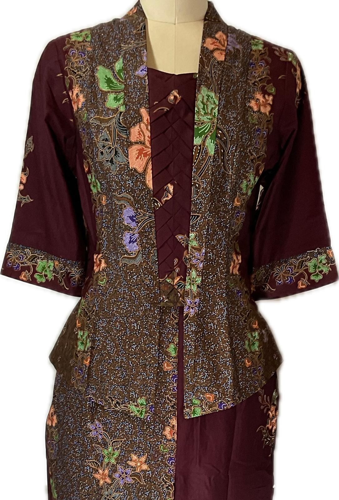Ladies Kebaya Full Set LBT-L-MAROON-KBY-A-777001