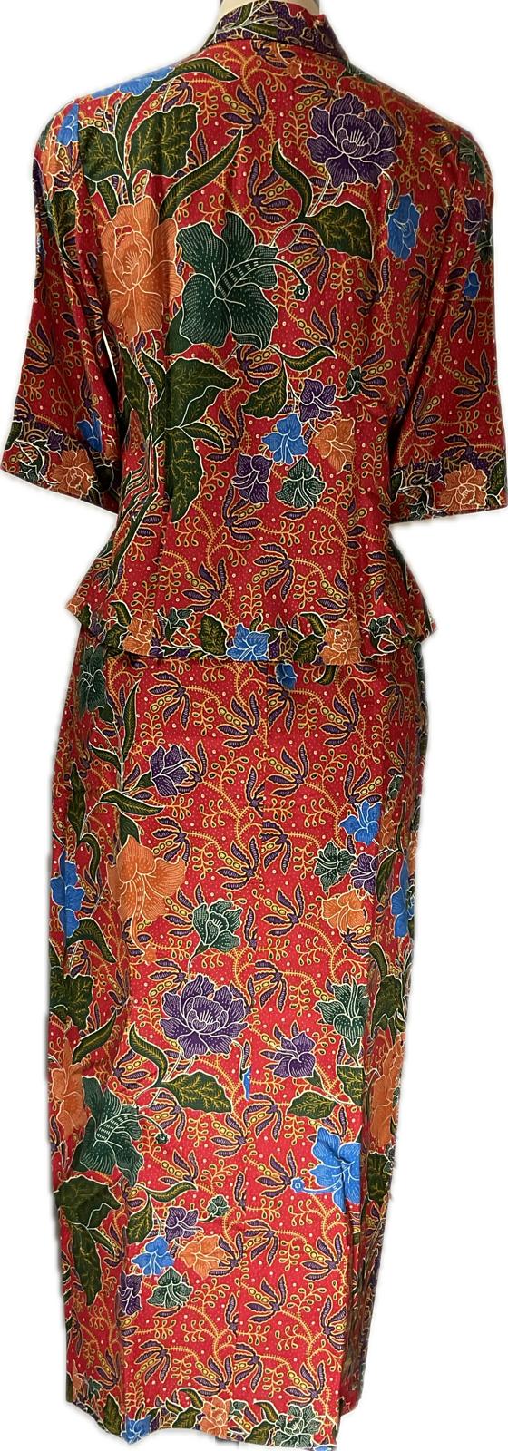 Ladies Kebaya Full Set LBT-M-RED-KBY-A-77002