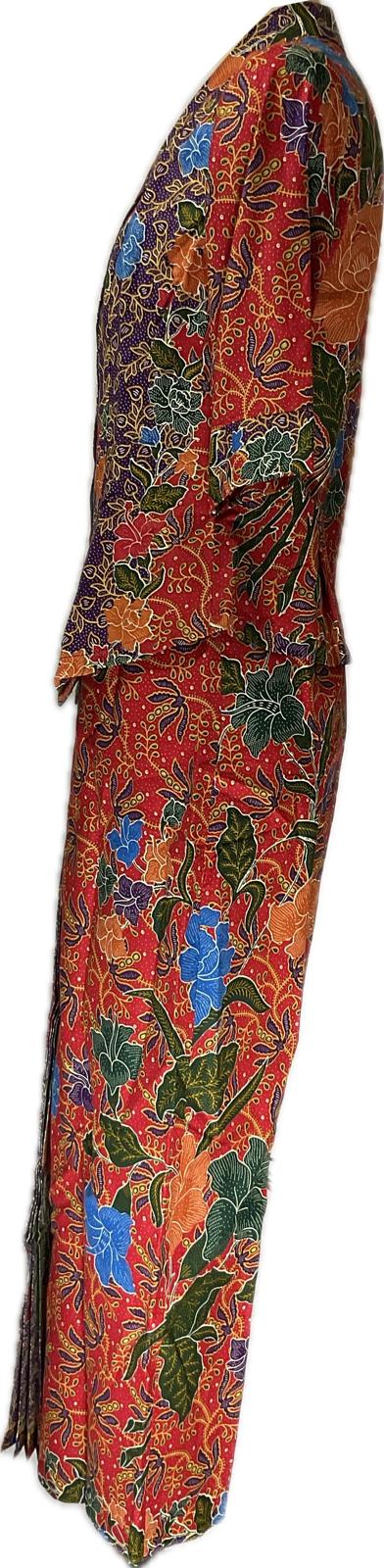 Ladies Kebaya Full Set LBT-M-RED-KBY-A-77002