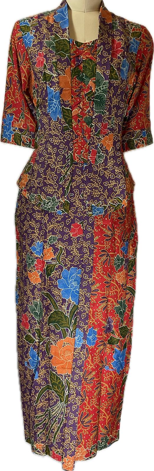 Ladies Kebaya Full Set LBT-M-RED-KBY-A-77002