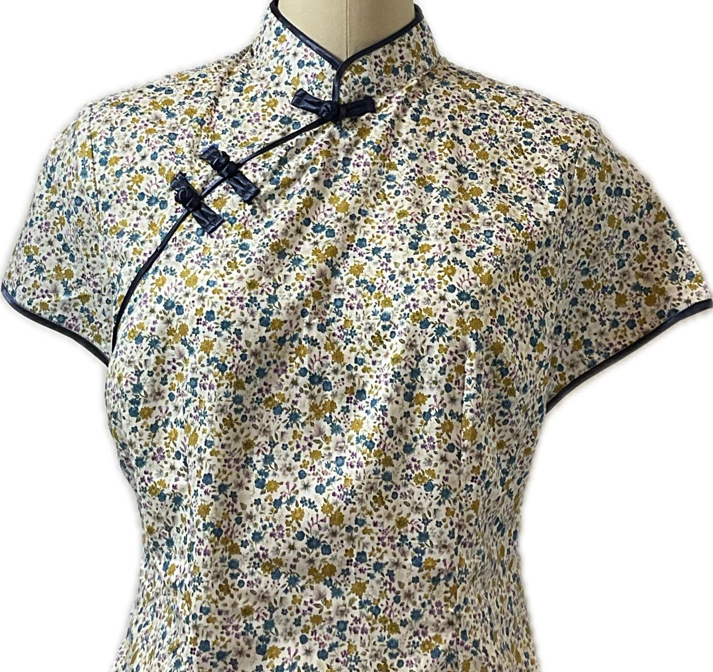 Ladies Batik Top LBT-L-BLUE-R111007