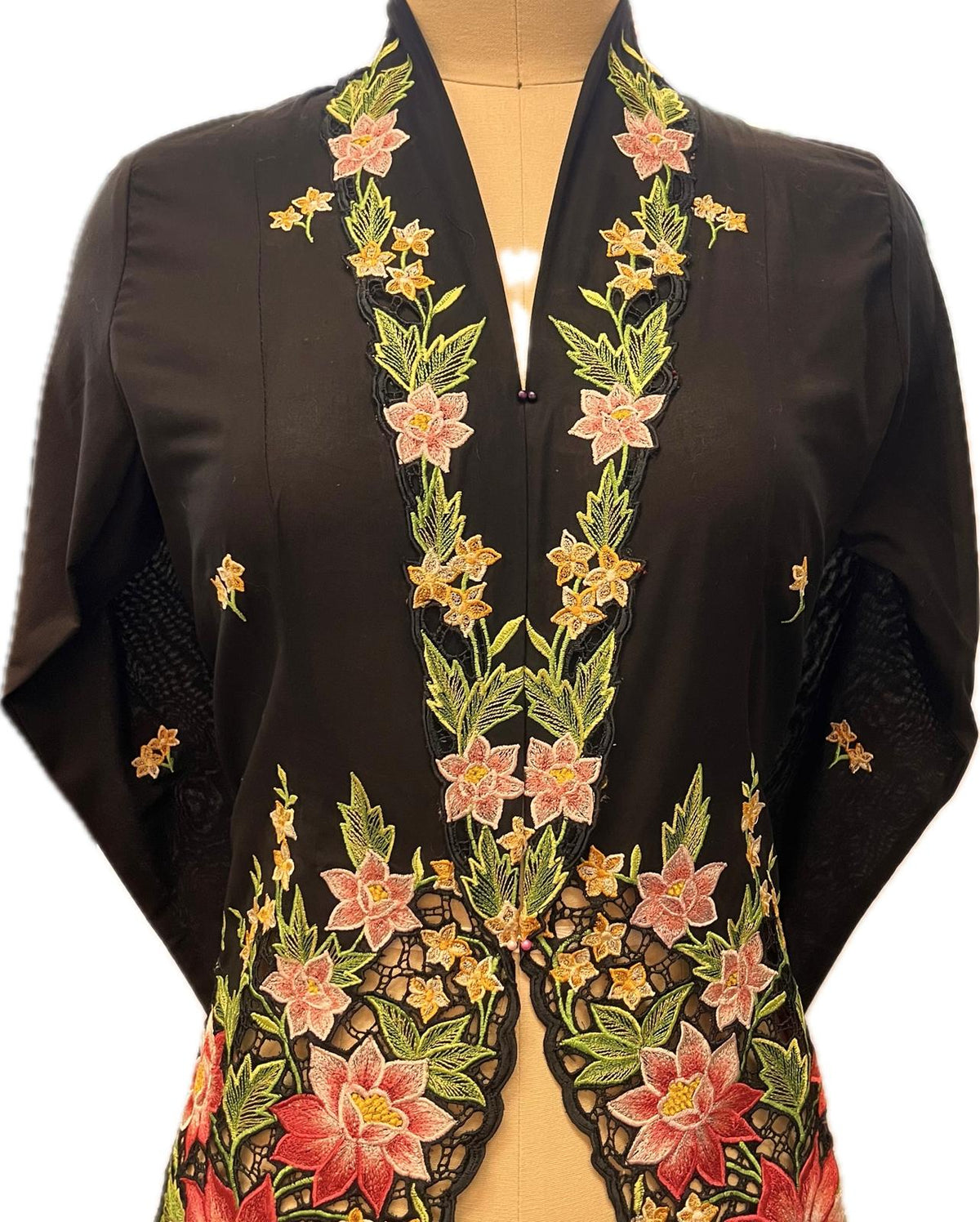 Premium Peranakan Top PPT-M-BLACK-B66027